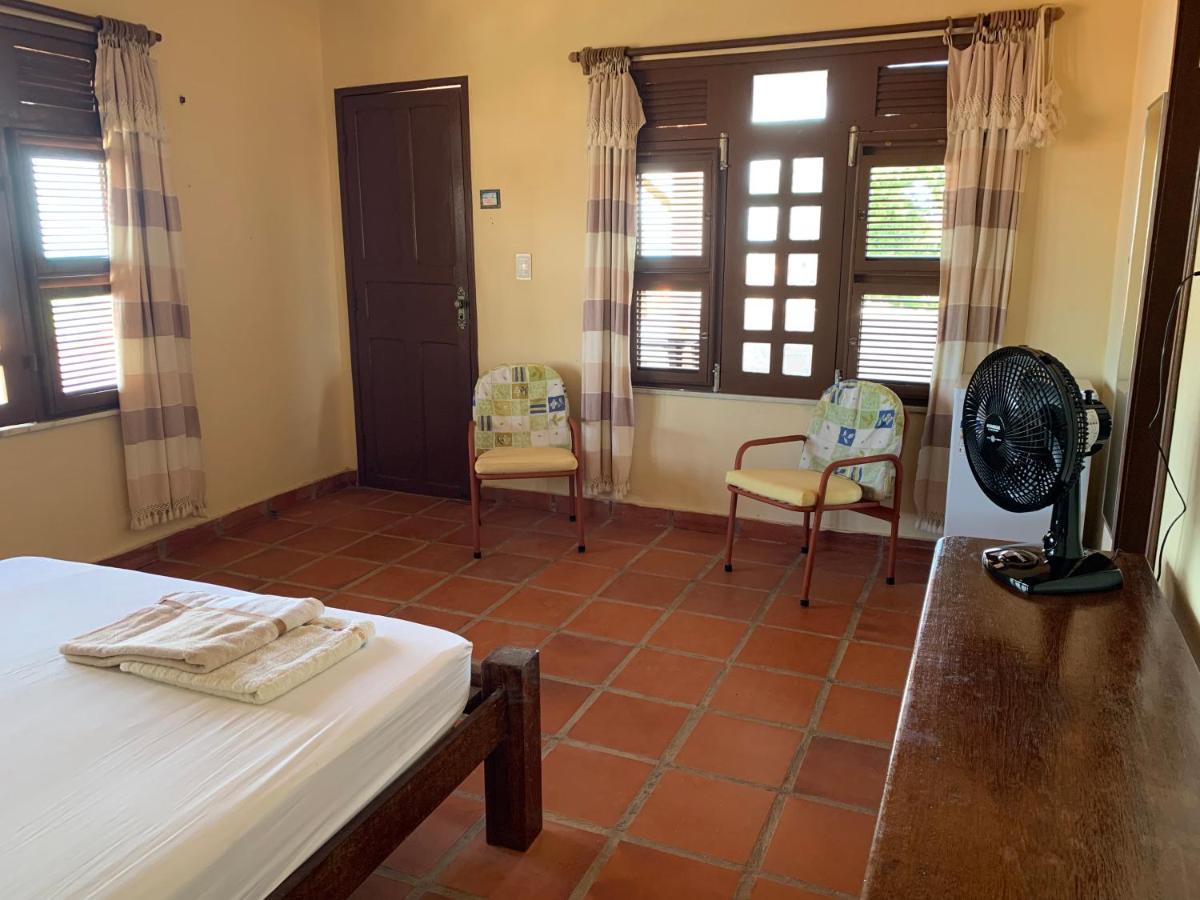 Morro Branco Suites - Hospedaria Morro Branco ベベリベ エクステリア 写真